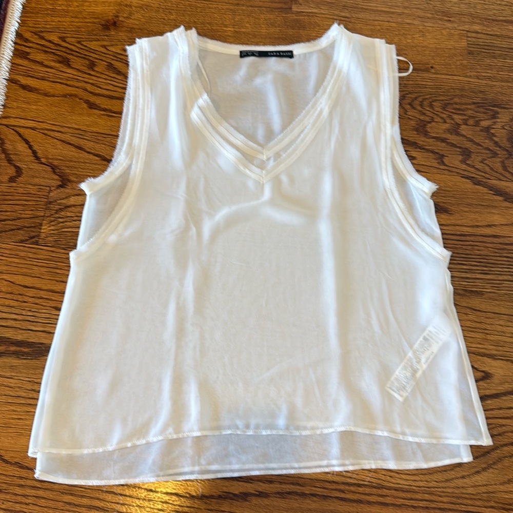 Zara woman’s sleeveless tank camisole v-neck sz S